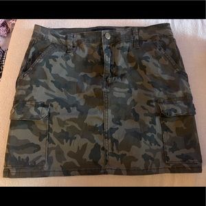 Camo skirt